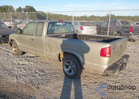 2002 Chevrolet S-10 Ls из США, поврежденный, VIN 1GCCS19W028253392